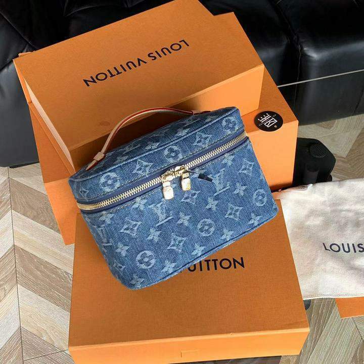 Picture of Louis Vuitton Handbags _SKUfw231078073fw